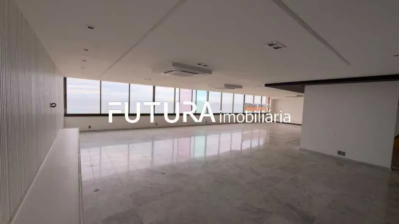 Apartment, 465 m², with floor-to-ceiling windows — photo 22