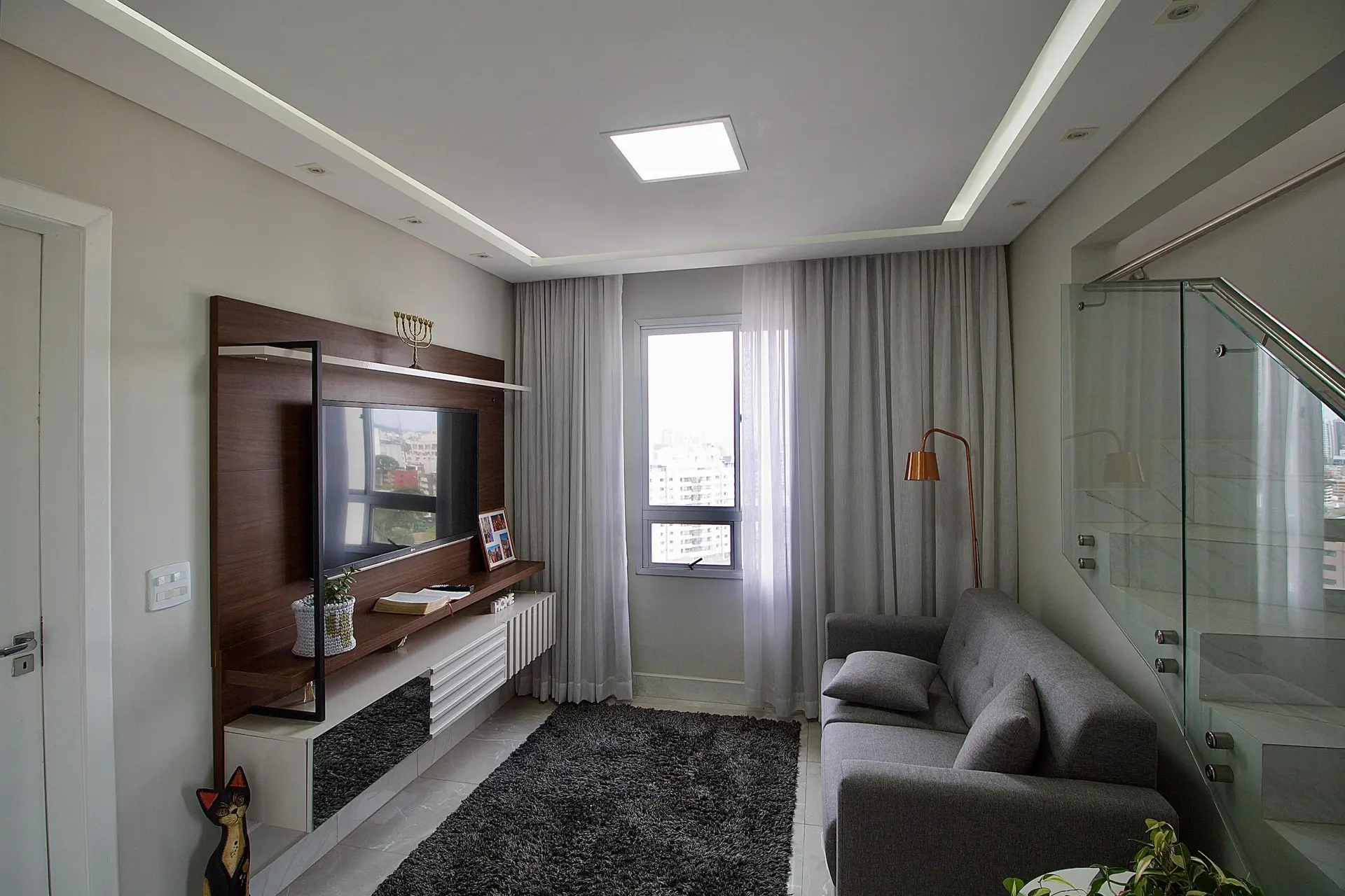 Floor-to-ceiling windows in a 2-bedroom apartment, 100 m² — photo 11