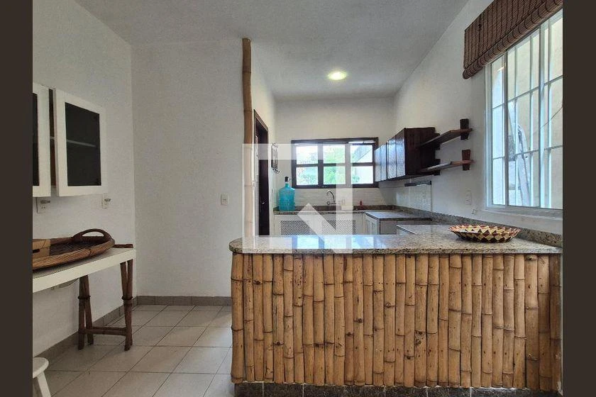 Casa de 3 quartos com 2 vagas e pets permitidos — photo 39