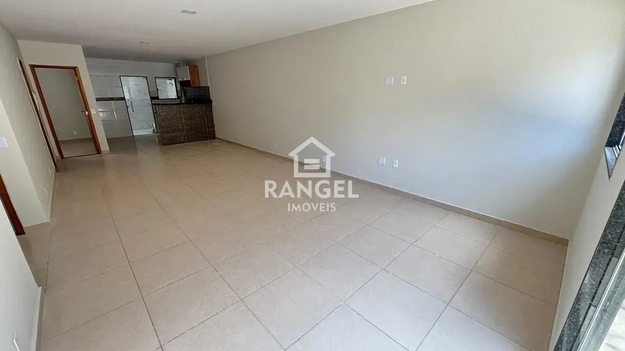 Casa linear com 3 suítes e quintal amplo — photo 2