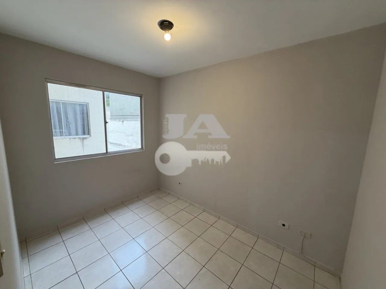 Apartamento con 3 dormitorios y ducha con mampara — photo 9