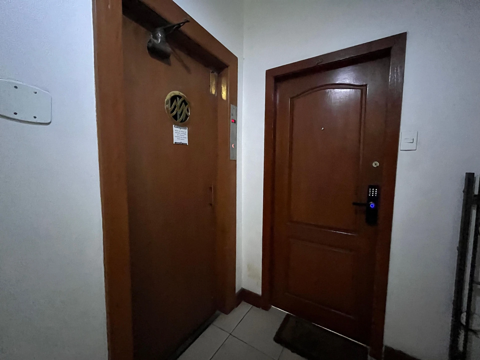 3-bedroom apartment with a walk-in closet — photo 57