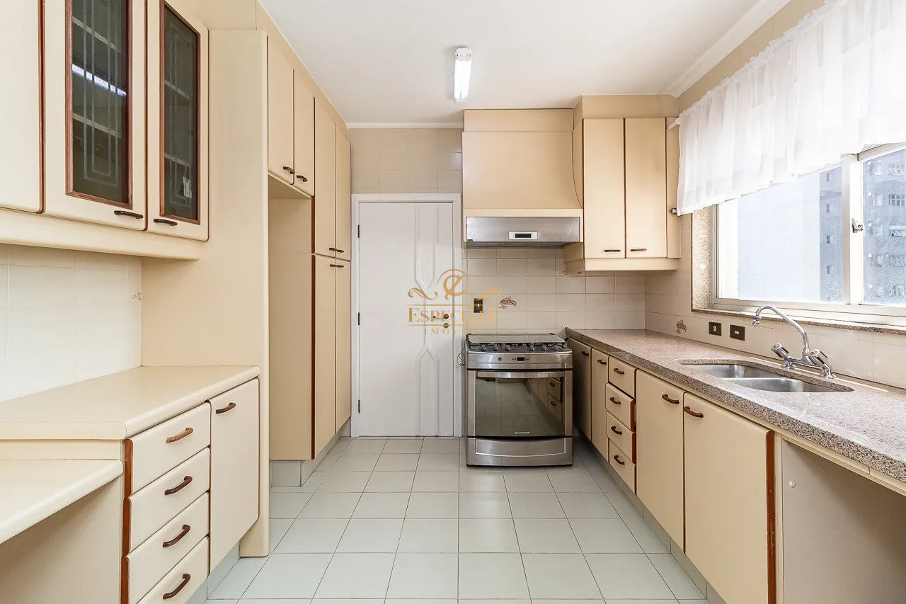Apartamento de 379 m² com 4 quartos e 2 vagas — photo 50
