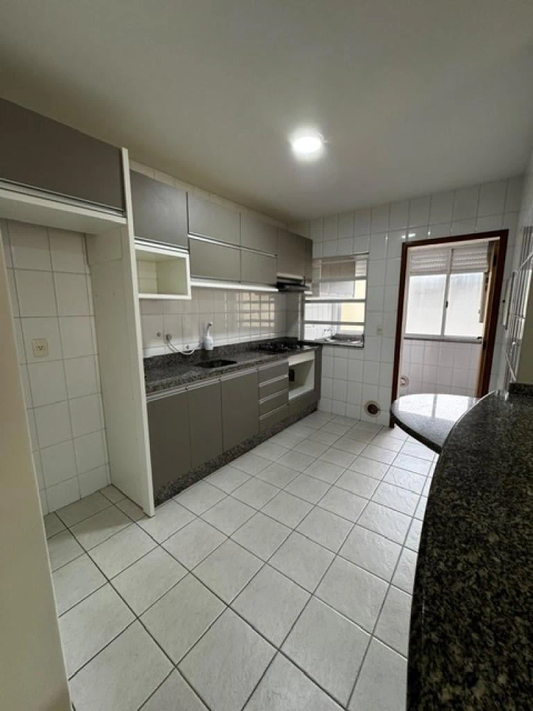 95 m² apartment with 2 bedrooms and a suite — photo 9
