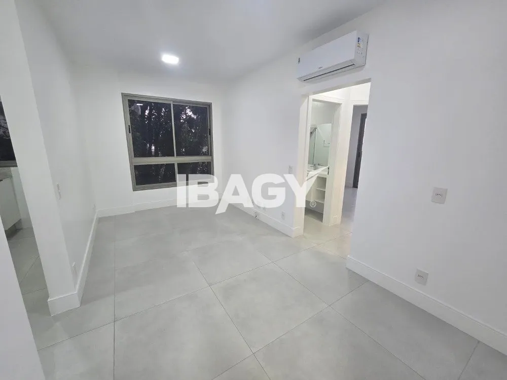 2-bedroom apartment in a building with a gym