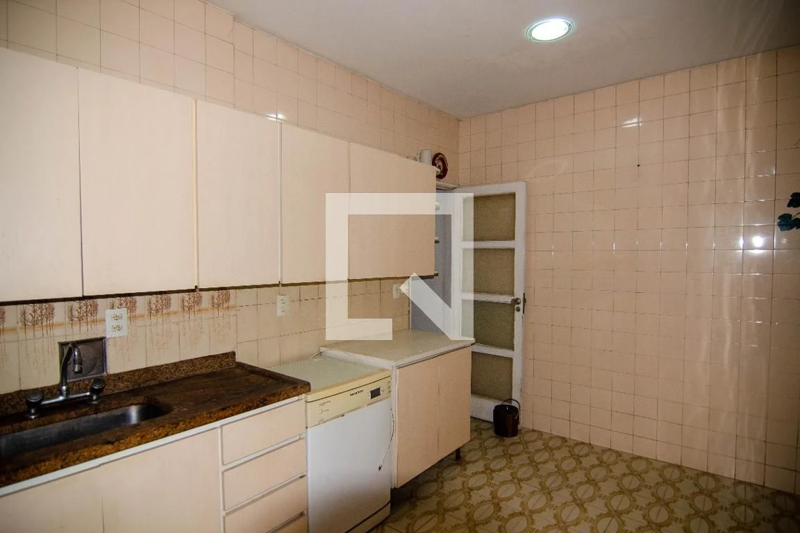 Vista al agua y 3 dormitorios: departamento de 150 m² — photo 18