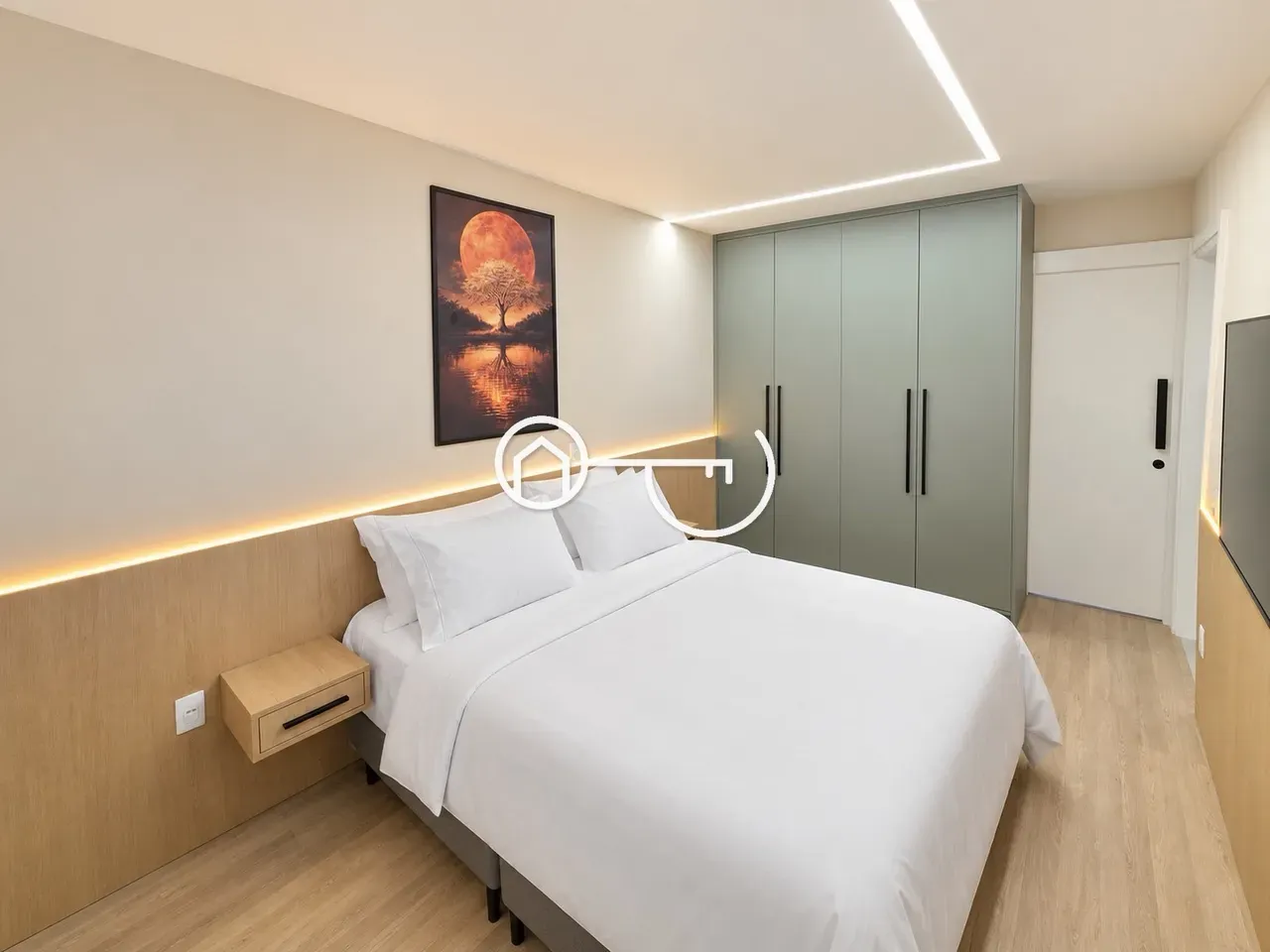 Furnished apartment, 93 m², with a mountain view — photo 9