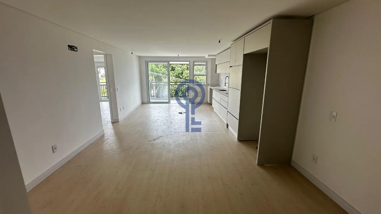Квартира 100 м² с 2 спальнями-сюитами и 2 парковками