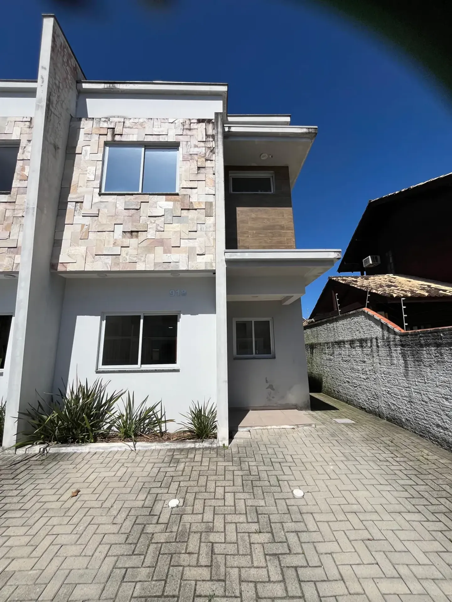 2-bedroom apartment, both with their own bathrooms, 74 m² — photo 7