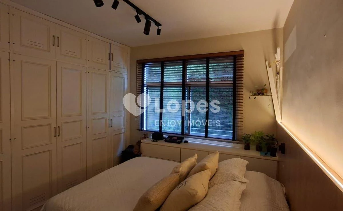 2-bedroom apartment with a mountain view in Rio de Janeiro — photo 22