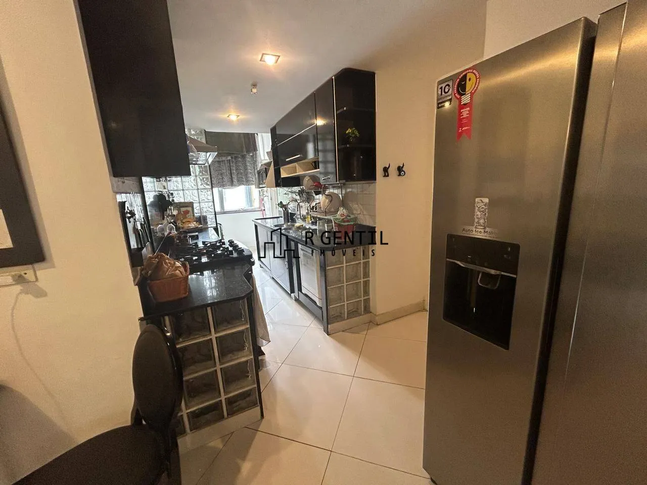 4-bedroom apartment in a building with a sauna — photo 20