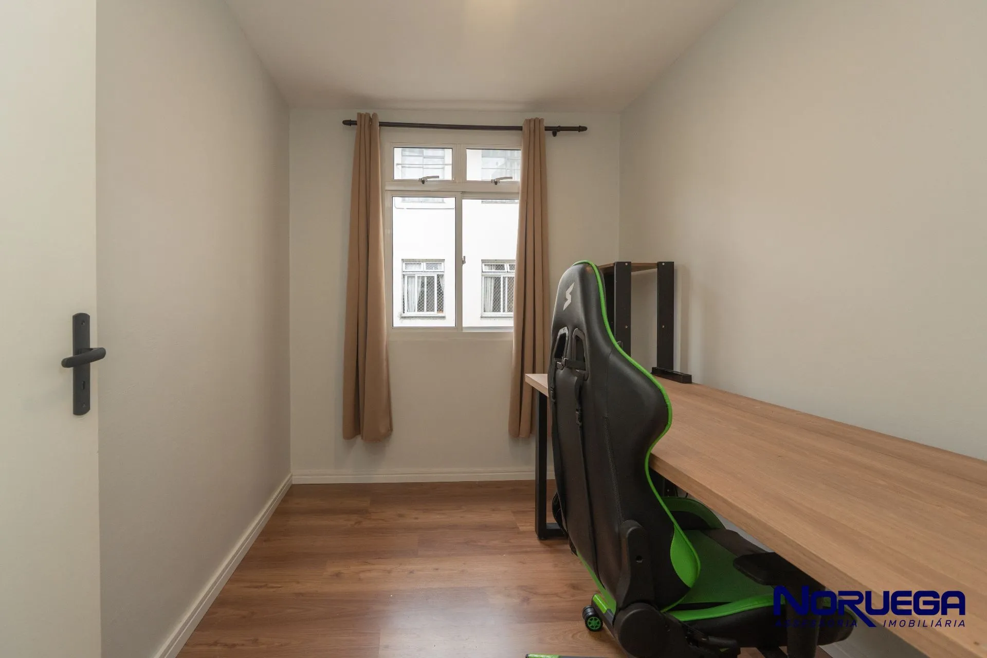3-bedroom apartment with a washing machine in Curitiba — photo 3