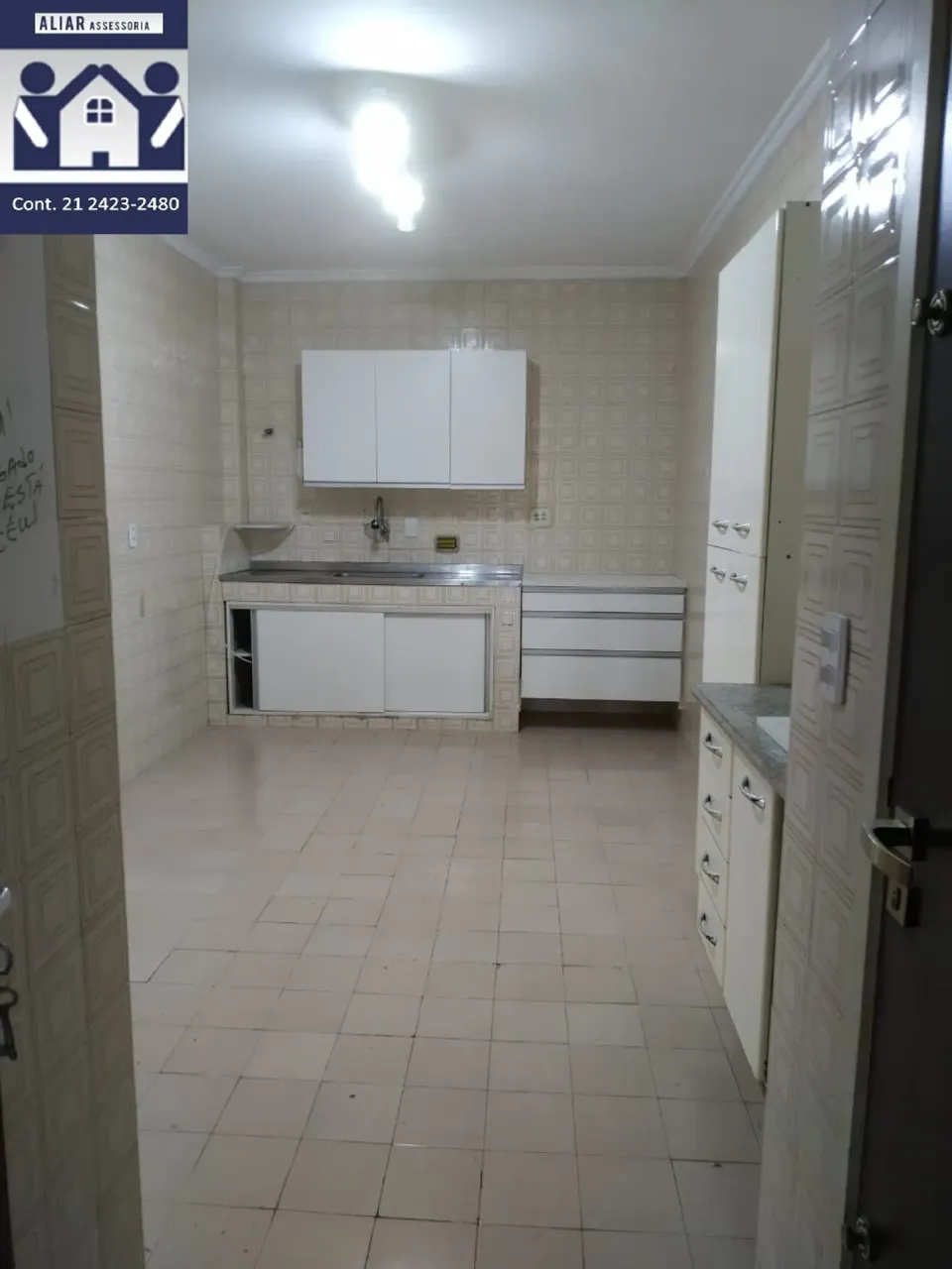 Apartamento com 3 quartos, 2 banheiros e vaga — photo 11