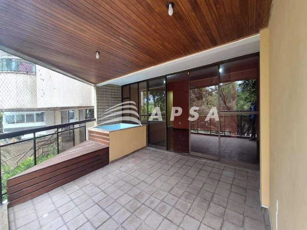Apartamento de 200 m² com cozinha separada e 4 quartos — photo 6
