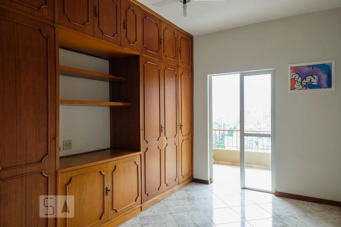 Сдаваемая квартира с 3 спальнями и балконом — photo 13