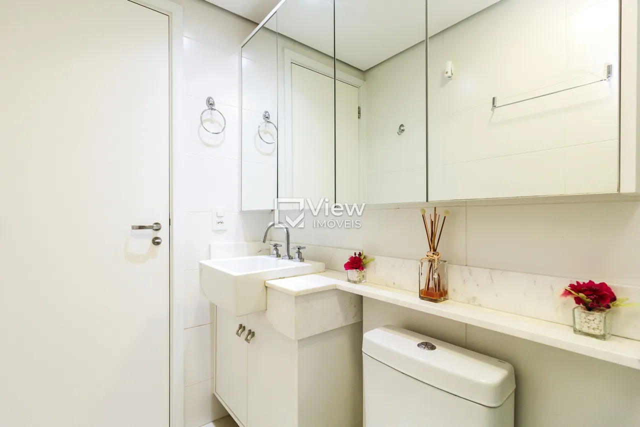 Студия 36 м² с кухней открытого плана — photo 11