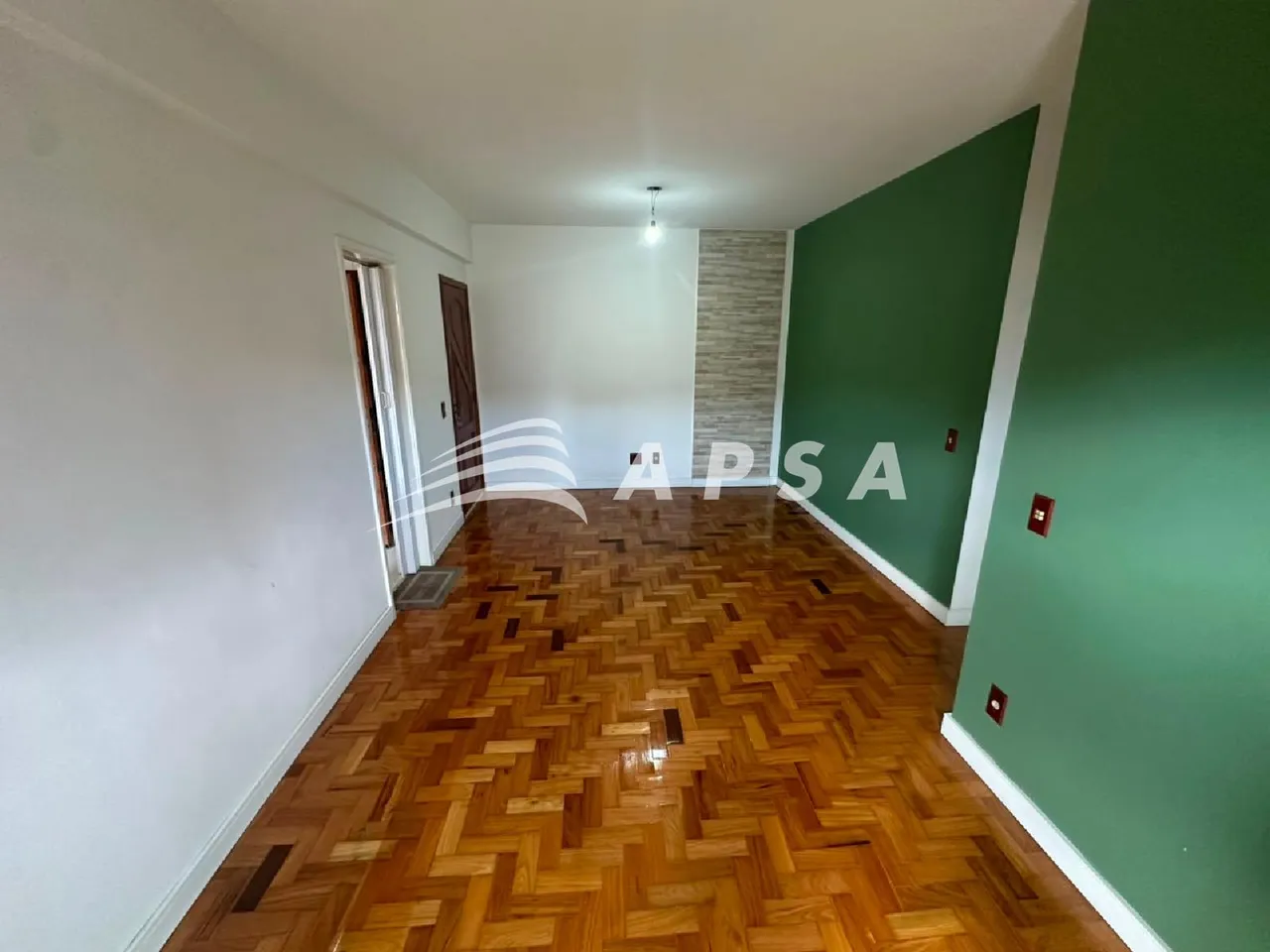 Unfurnished 2-bedroom apartment with 2 bathrooms — photo 17