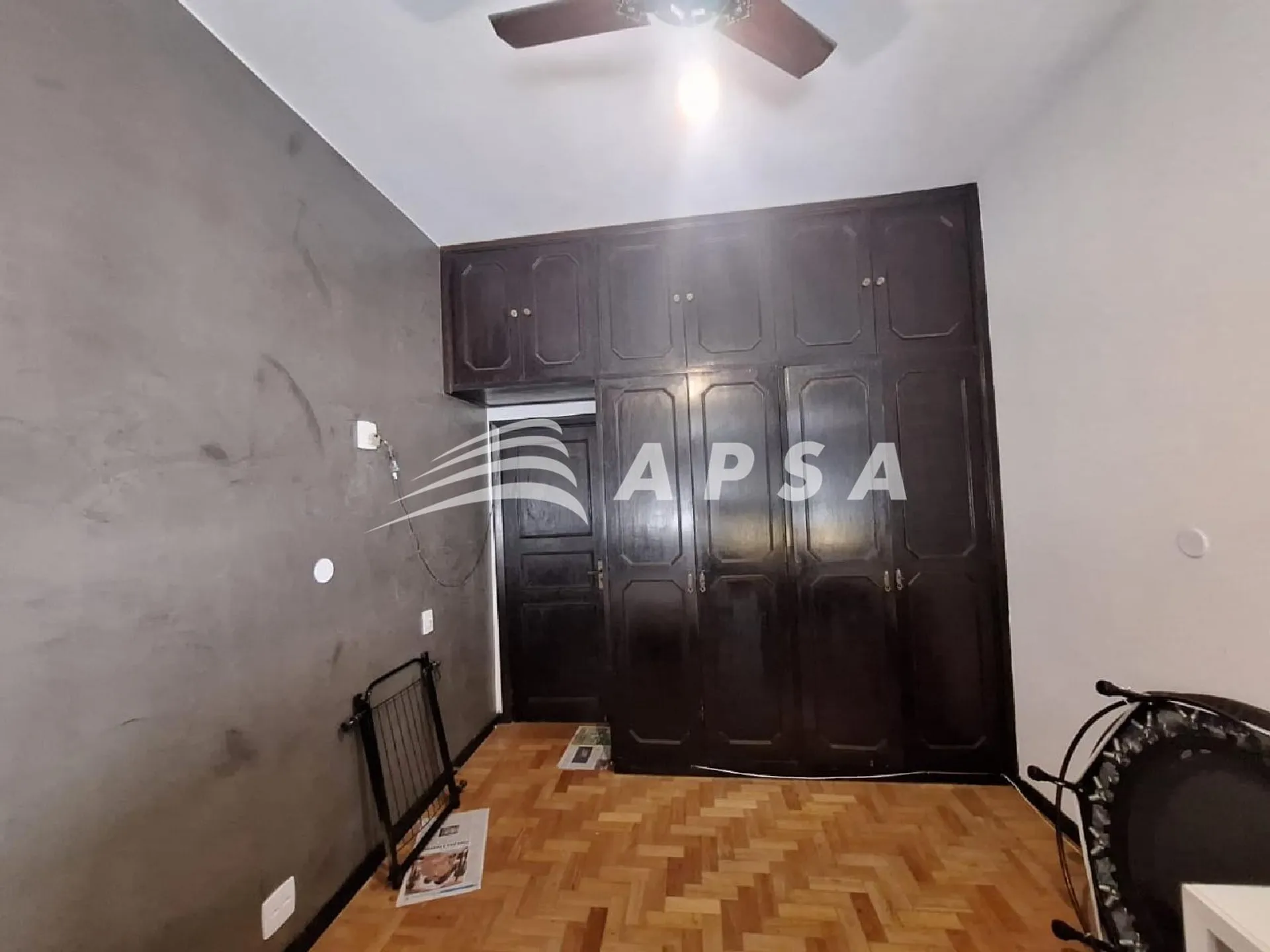 Furnished 210 m² apartment with 3 bedrooms and suite — photo 22
