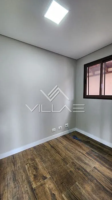 4-bedroom house with a washing machine in Curitiba — photo 28