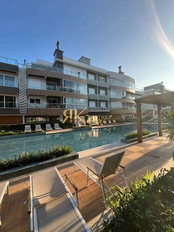 2-bedroom apartment with en-suite and separate kitchen