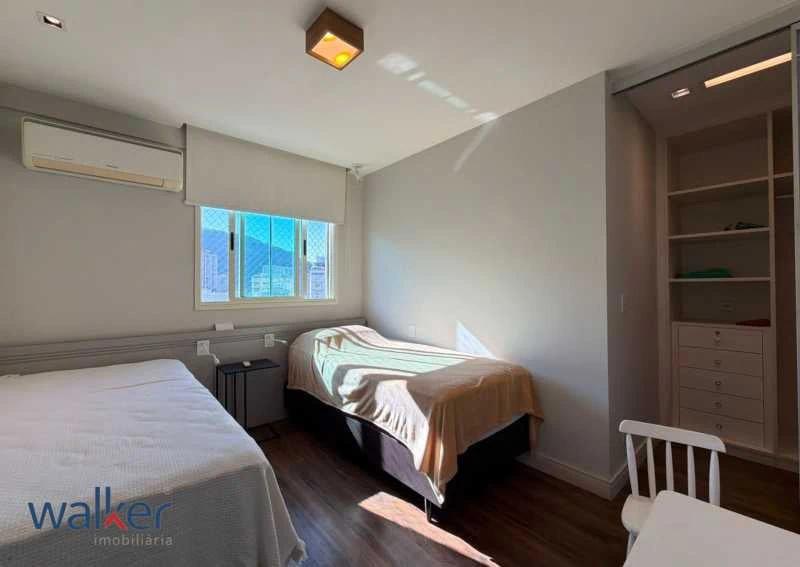 Furnished 4-bedroom penthouse with 239 m² and 2 parking — photo 3