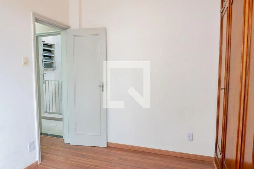 Rental apartment with 2 bedrooms and 2 bathrooms — photo 27