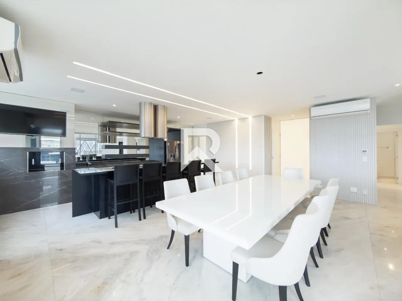 Apartamento amueblado con 3 suites, 338 m² y BBQ privado — photo 8