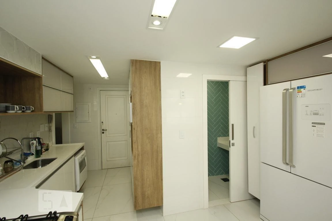 Apartamento mobiliado de 212 m² com 4 quartos — photo 10