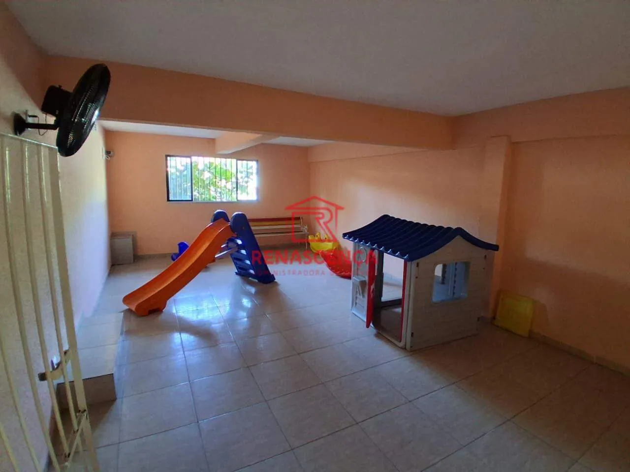House with 2 bedrooms and mountain view — photo 24