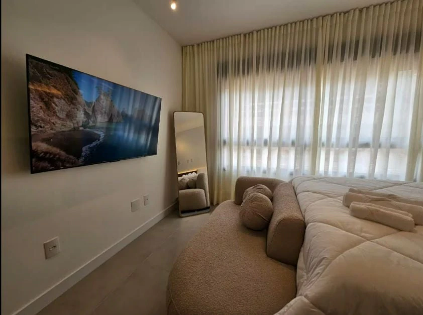 Furnished 35 m² studio with covered parking space — photo 10