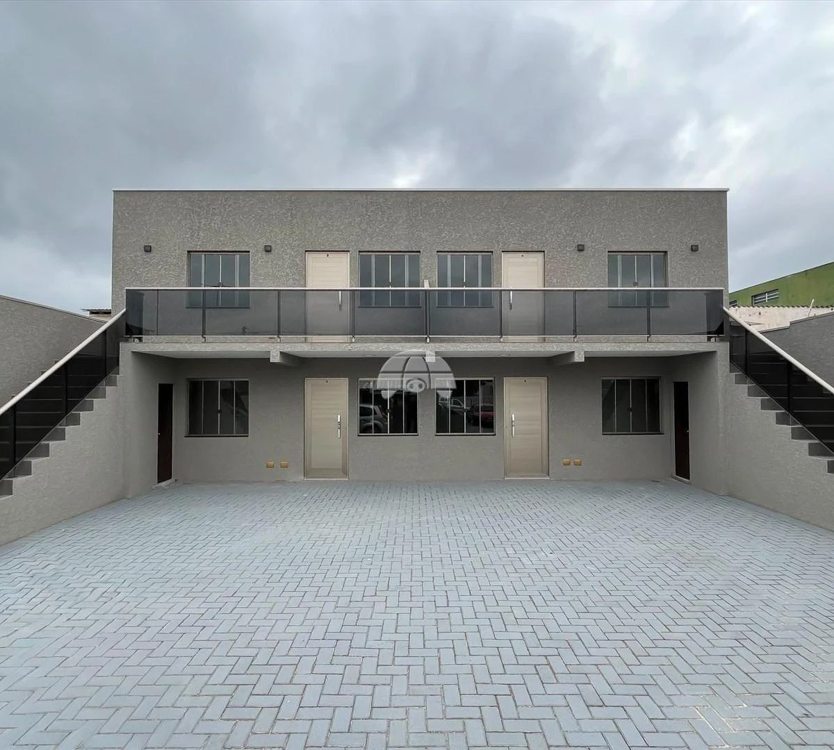39 m² house with a glass shower enclosure