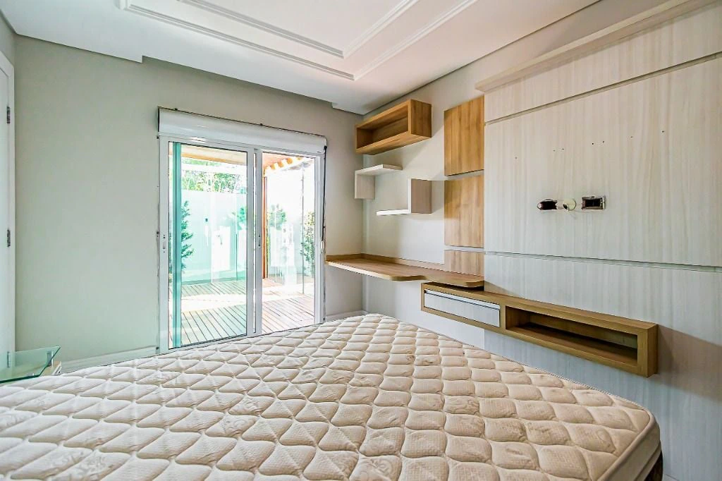 5-bedroom house with a private pool in Curitiba — photo 12