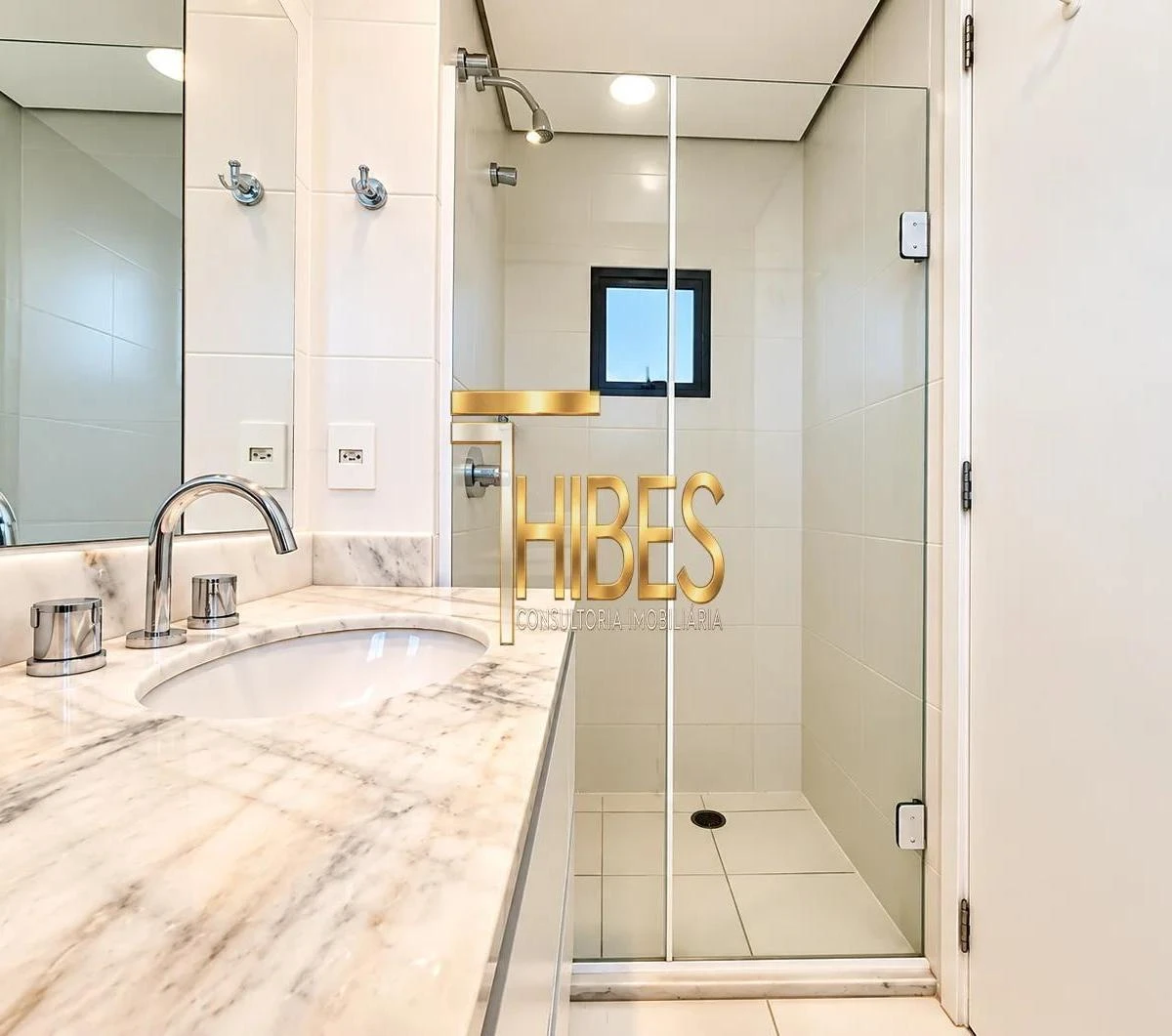 Apartamento, 110 m², com janelas do piso ao teto — photo 4