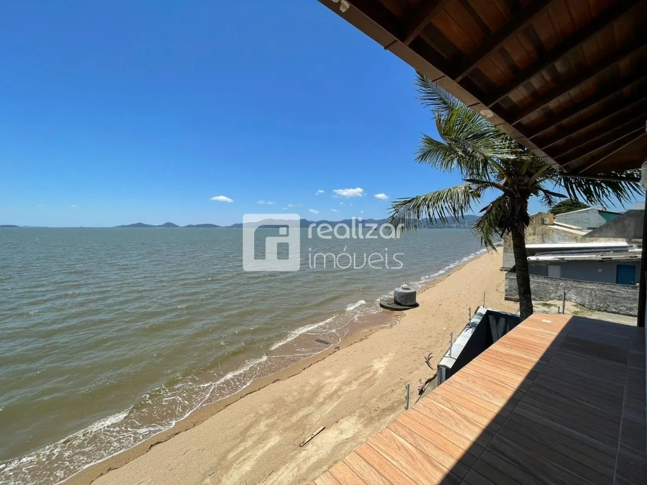Rental house with 3 bedrooms, 540 m² and 4 parking spots