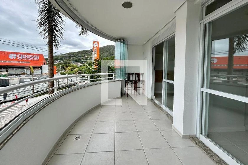 2-bedroom apartment in a building with a gym — photo 27