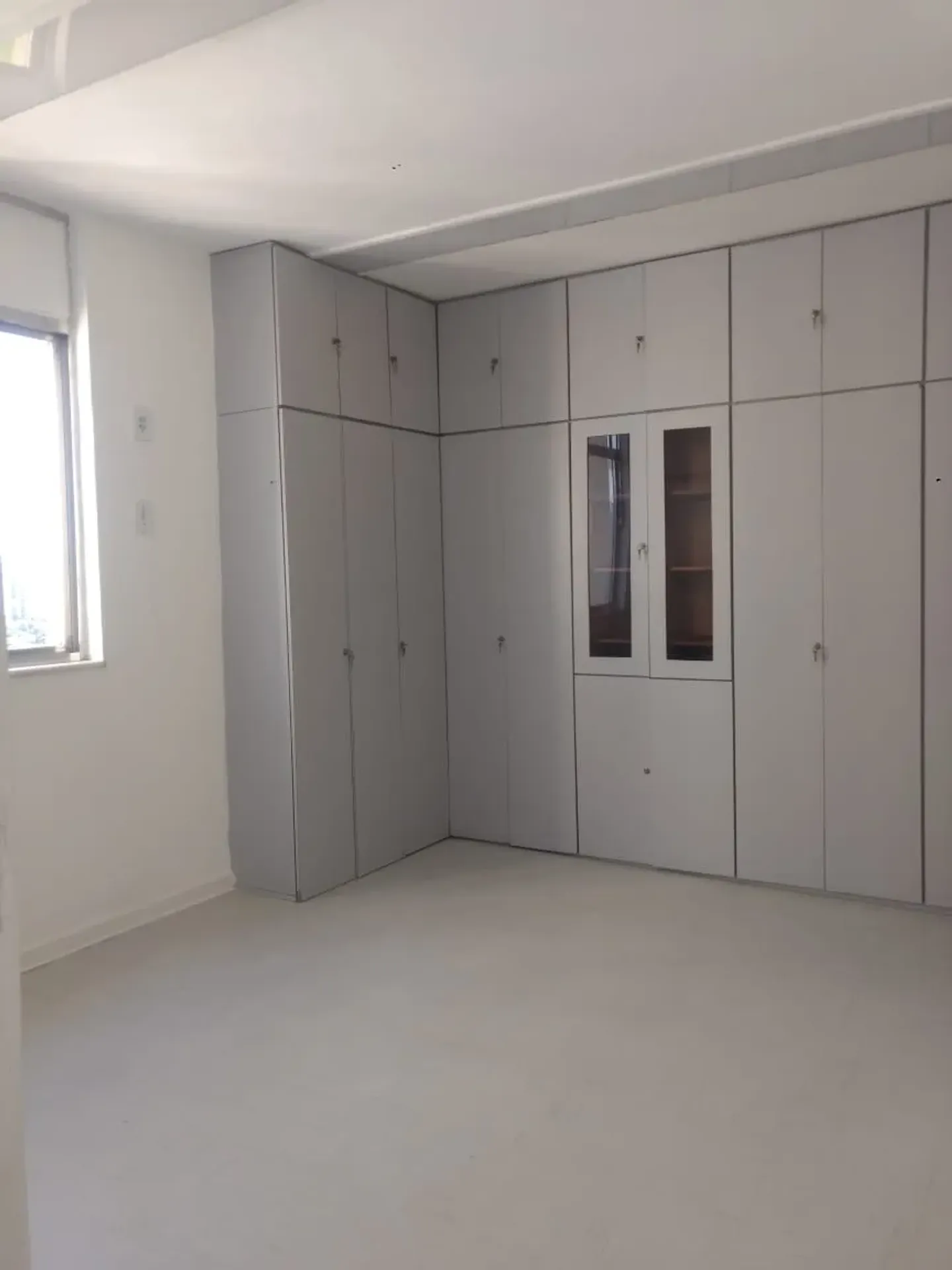 Unfurnished 2-bedroom apartment on 13th floor, 80 m² — photo 4