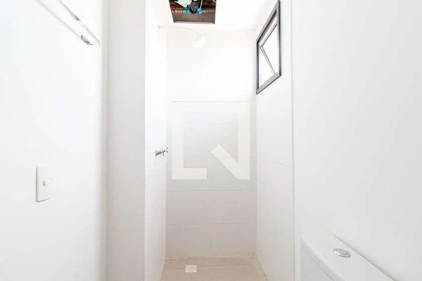 Furnished studio with 1 bedroom and 1 parking space — photo 17