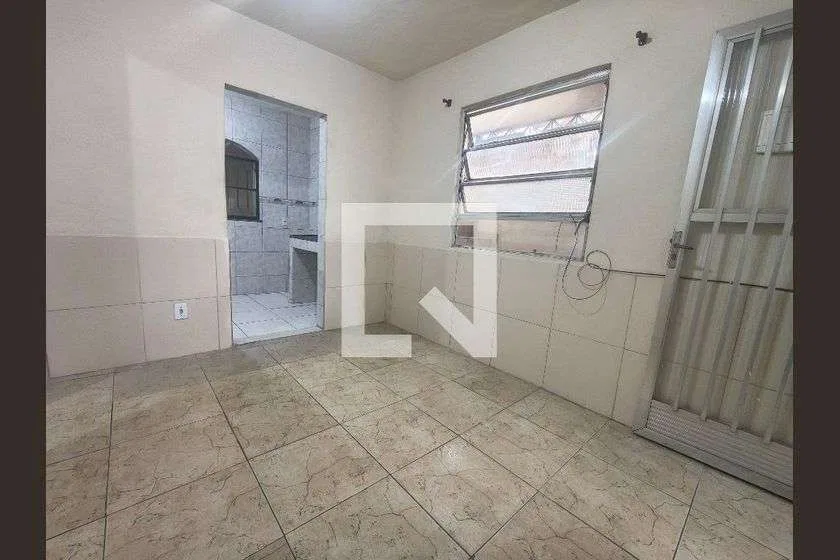 1-bedroom house with a separate, closed kitchen — photo 9