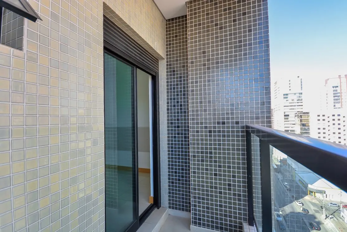 2-bedroom apartment with a grill on the balcony — photo 25