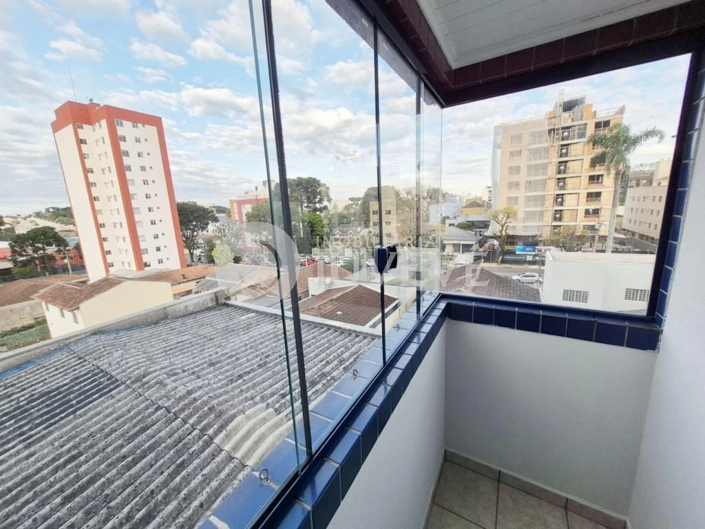 Furnished 3-bedroom apartment with enclosed balcony grill — photo 24