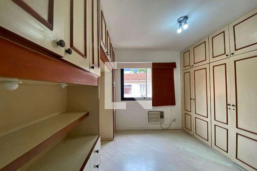 2-bedroom apartment with 103 m² and a balcony — photo 17