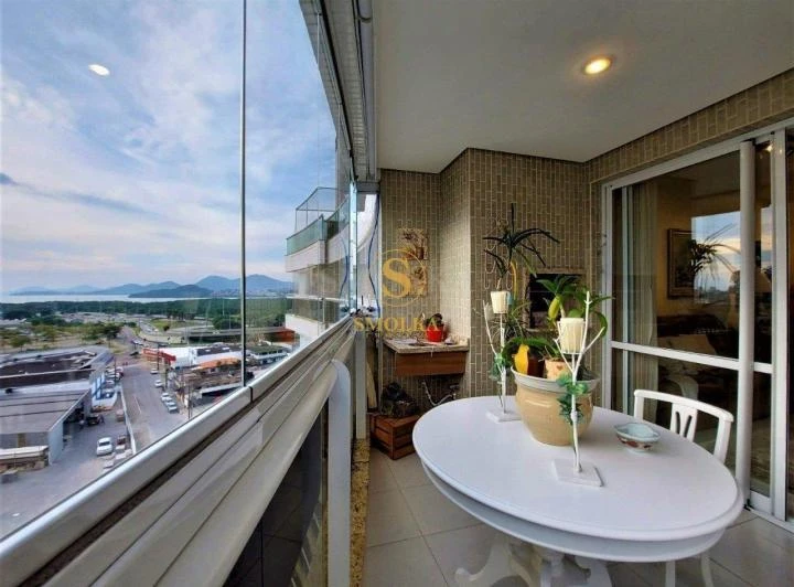 Duplex penthouse with 3 en-suite rooms and private BBQ — photo 8