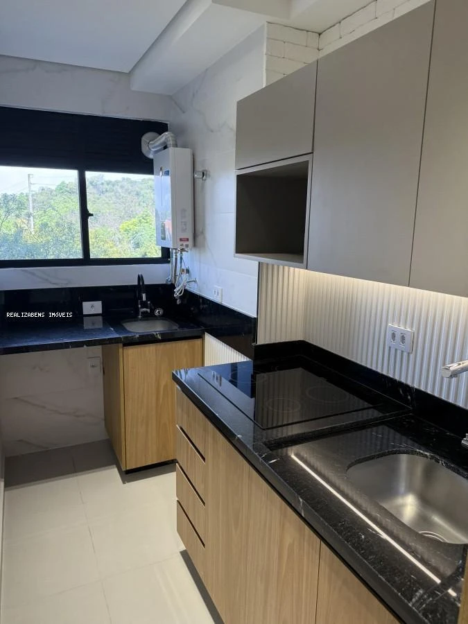 Furnished 85 m² apartment with 2 bedrooms and 1 parking — photo 18