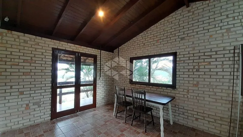 60 m² house with 2 bedrooms, laundry area, parking — photo 6