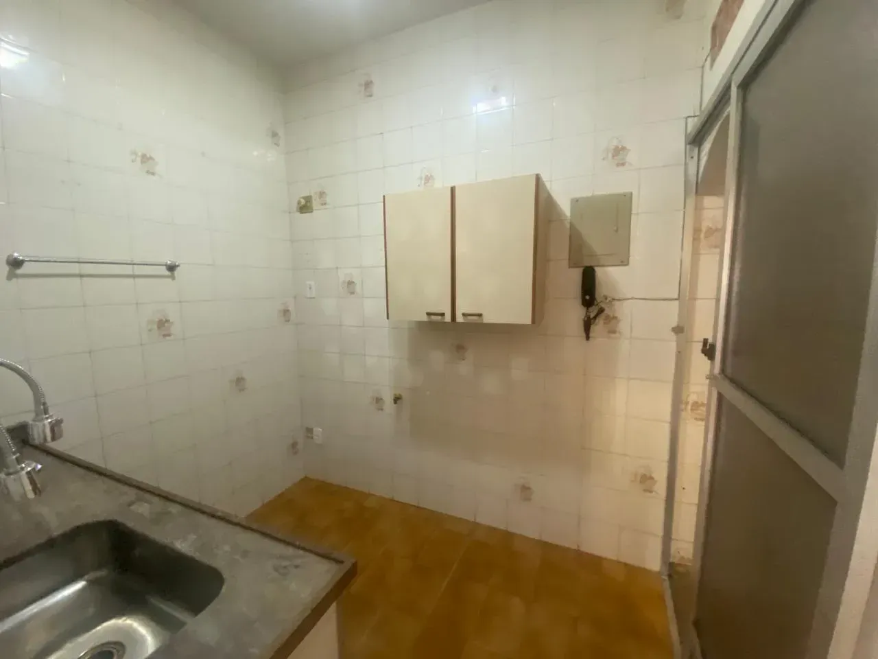 Unfurnished apartment with laundry area and 2 bedrooms — photo 18