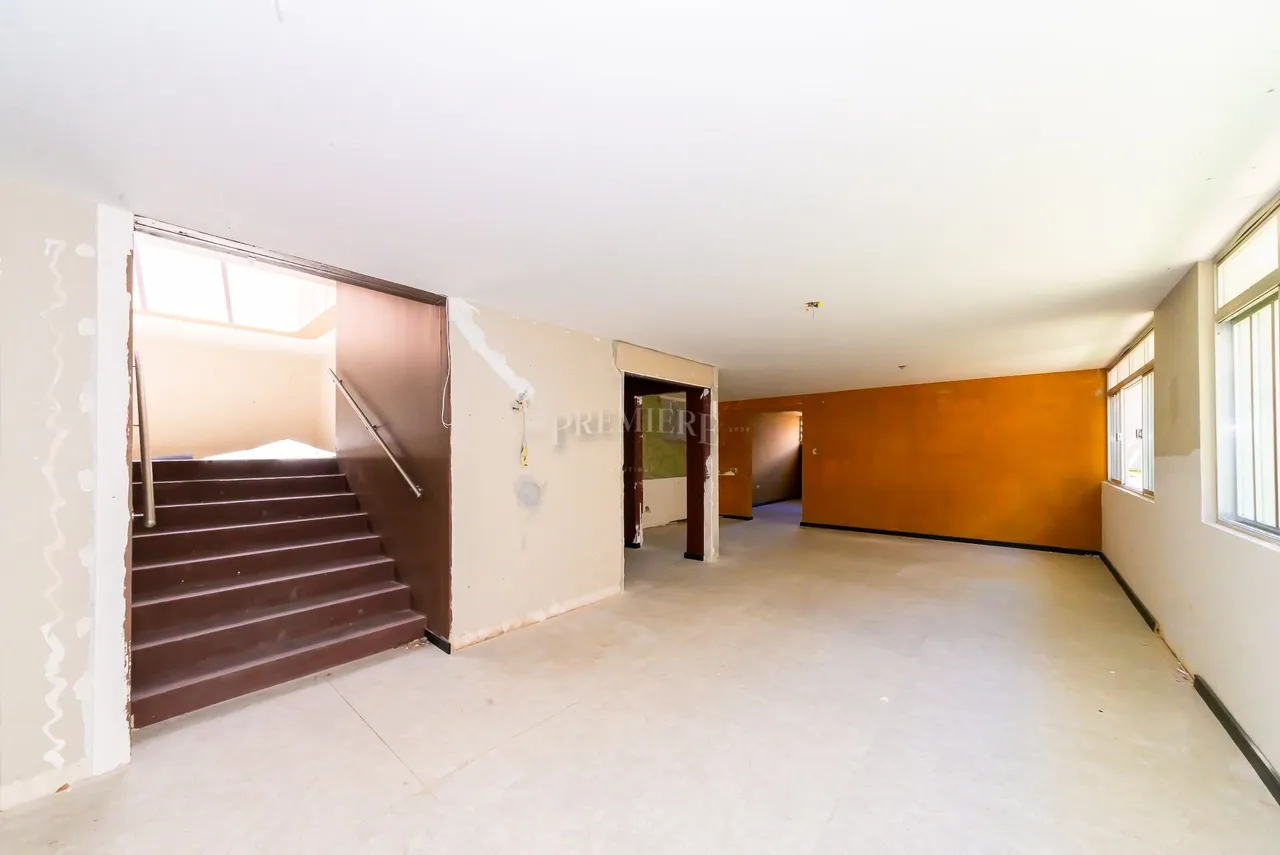House for rent with 1 bedroom and 5 bathrooms, needs renovation — photo 18