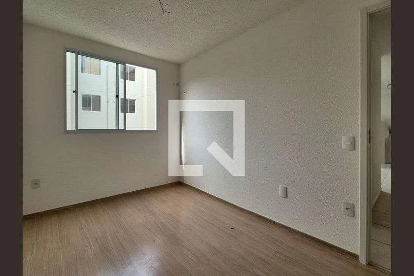2-bedroom apartment in a building with a gym — photo 11