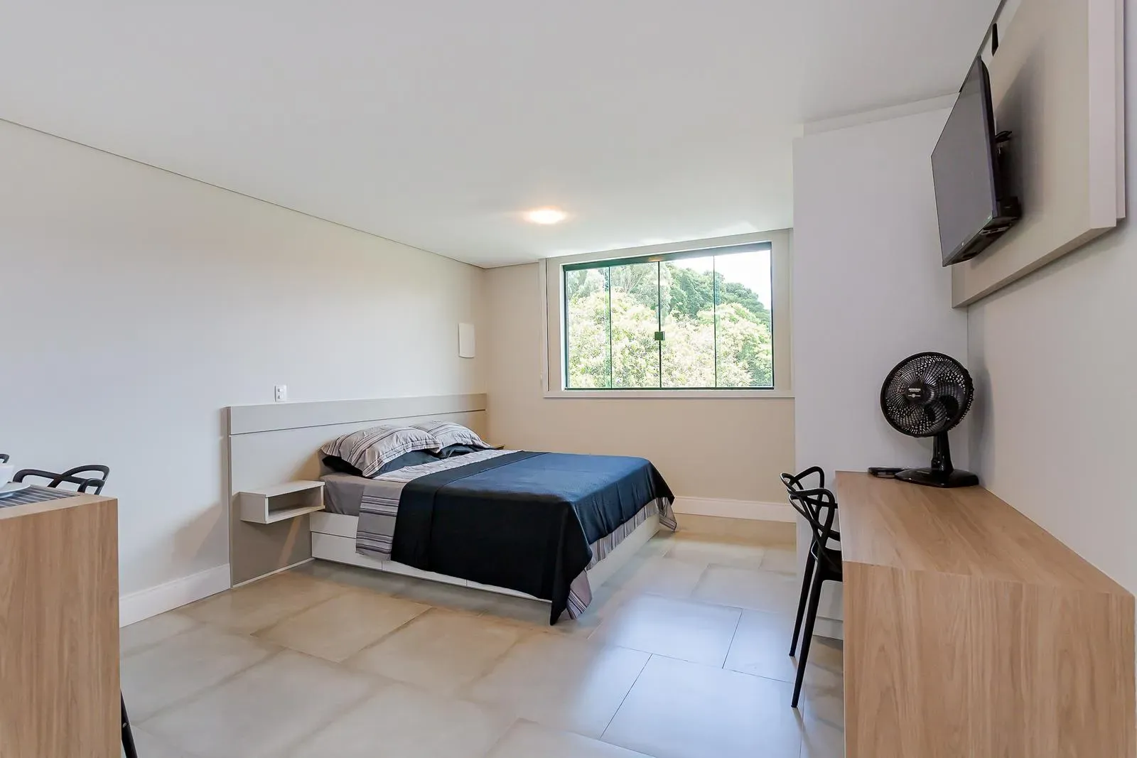 Furnished 27 m² apartment with 1 en-suite and no parking — photo 24