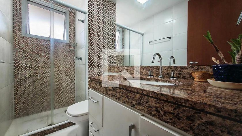 3-bedroom apartment in a building with a gym — photo 19