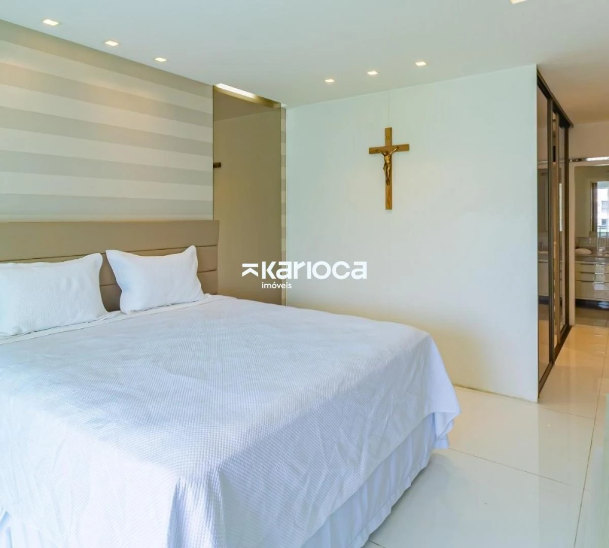 Apartamento mobiliado com 4 suítes e churrasqueira na varanda — photo 41